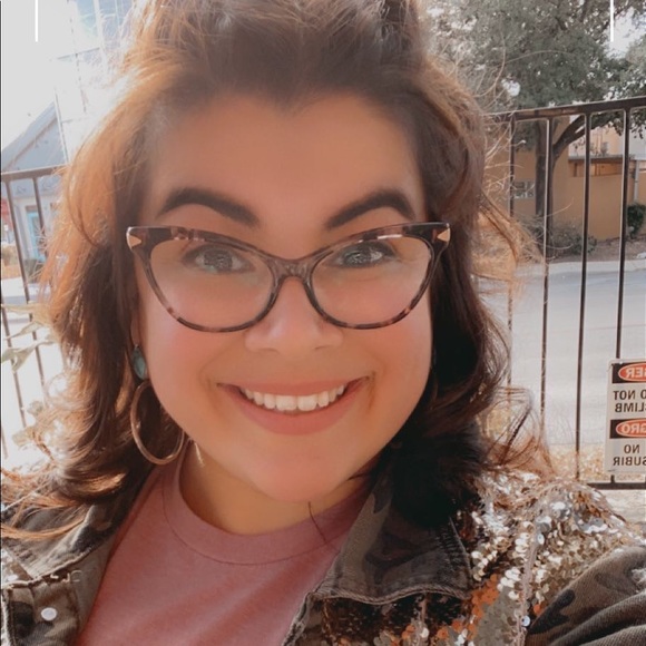 ashleyrizo350